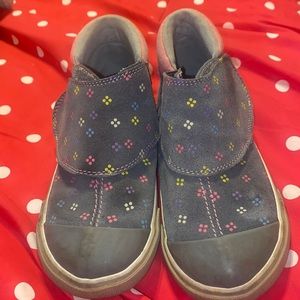 SEE KAI RUN Girls athletic shoes Lg Velcro closure